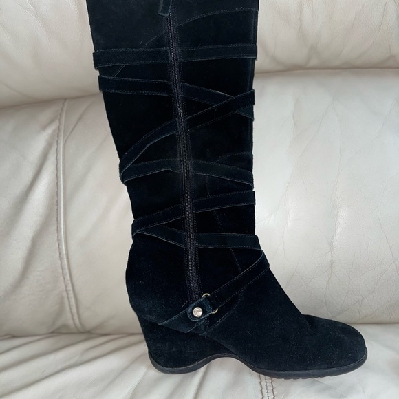 Me too black suede boots - Picture 2 of 7